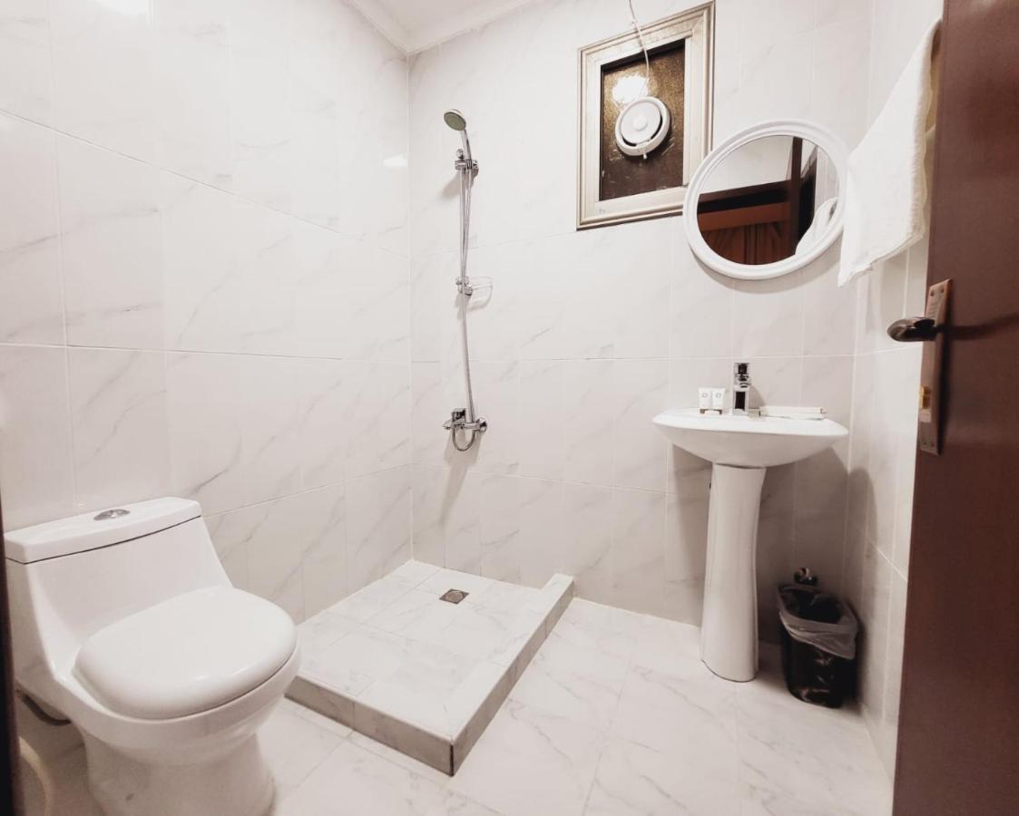 De Iris Regency Fahaheel Kuwait City Exterior foto
