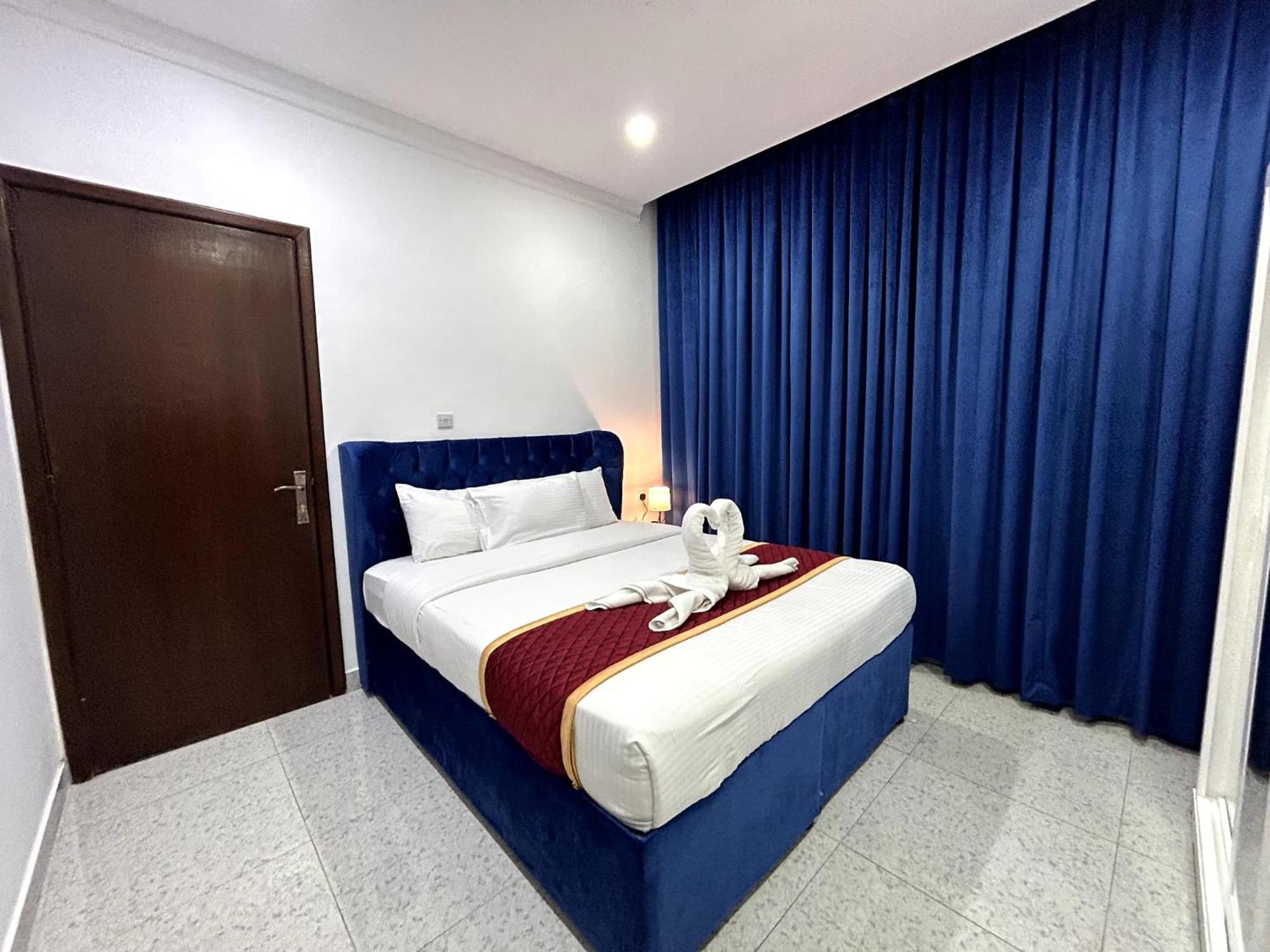 De Iris Regency Fahaheel Kuwait City Exterior foto