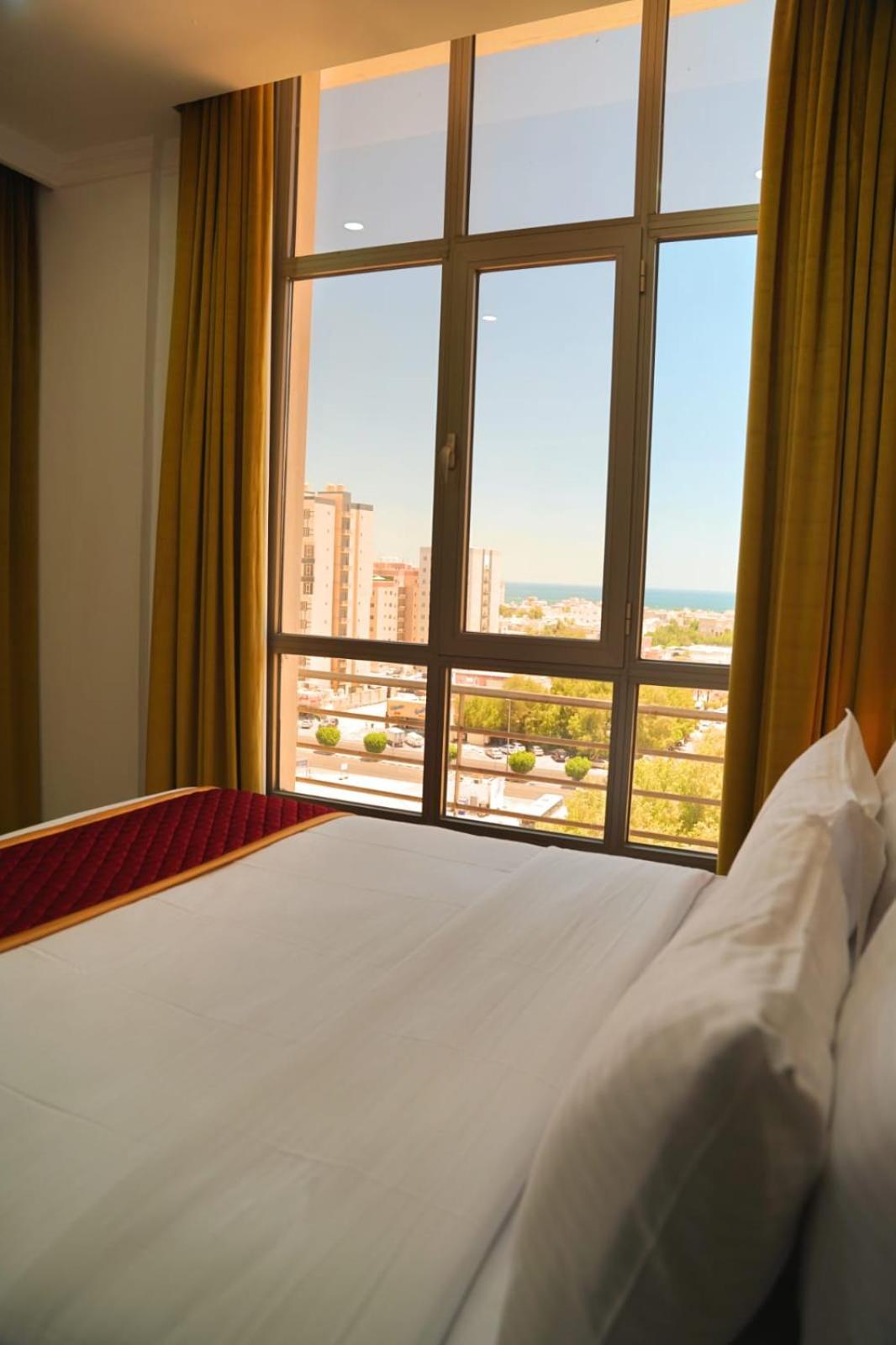 De Iris Regency Fahaheel Kuwait City Exterior foto