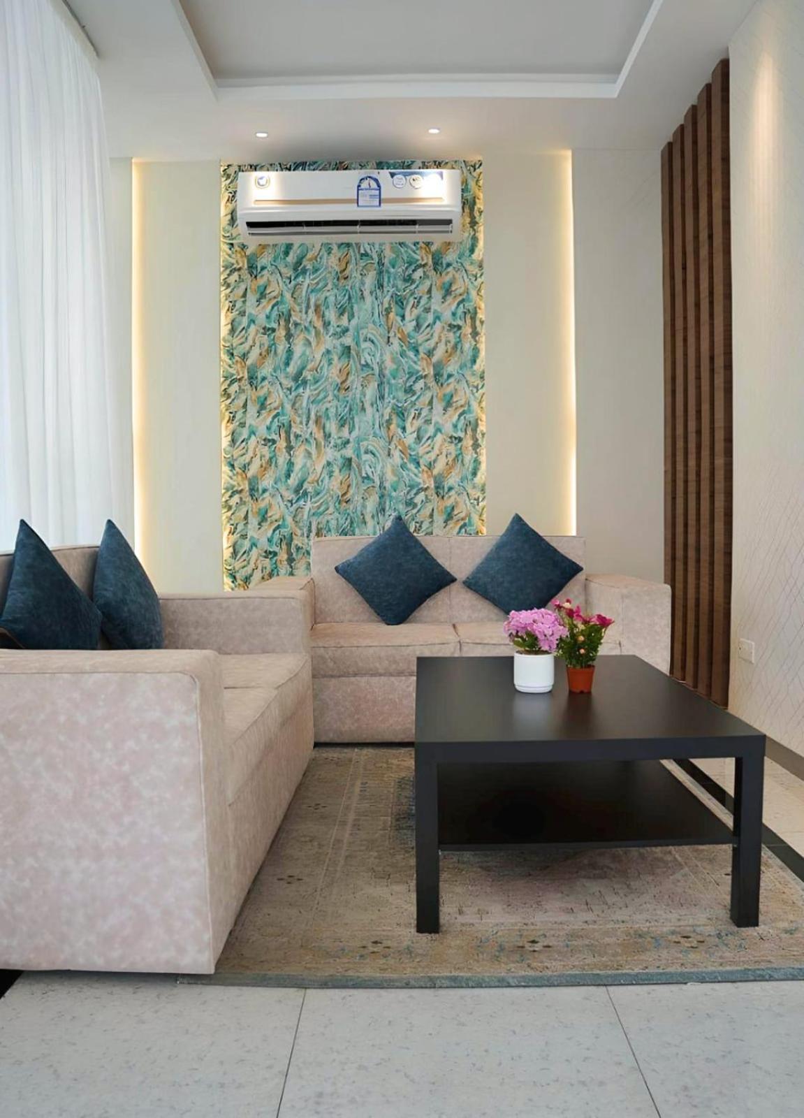 De Iris Regency Fahaheel Kuwait City Exterior foto